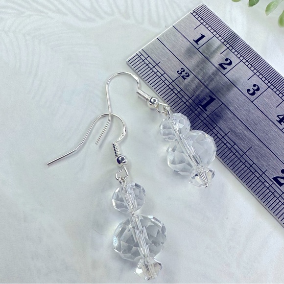 3/$25 Faceted Glass Earrings - Pick Your Fave! - Picture 10 of 16